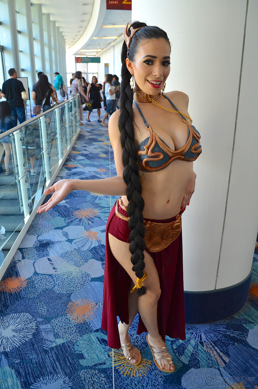 slave leia hot